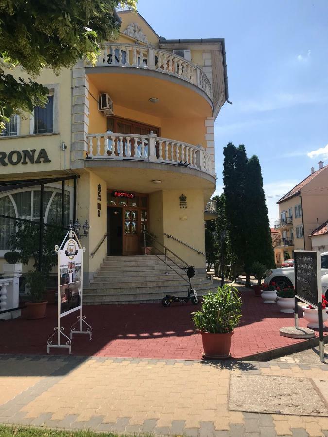Hotel Korona Hajduszoboszlo Exterior foto